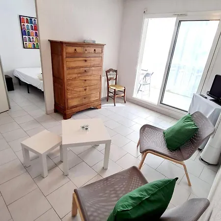 Apartment T3 Avec Wi-fi, Parking, Piscine Et Tennis A 150m De La - Fr-1-316-340 Six-Fours-les-Plages